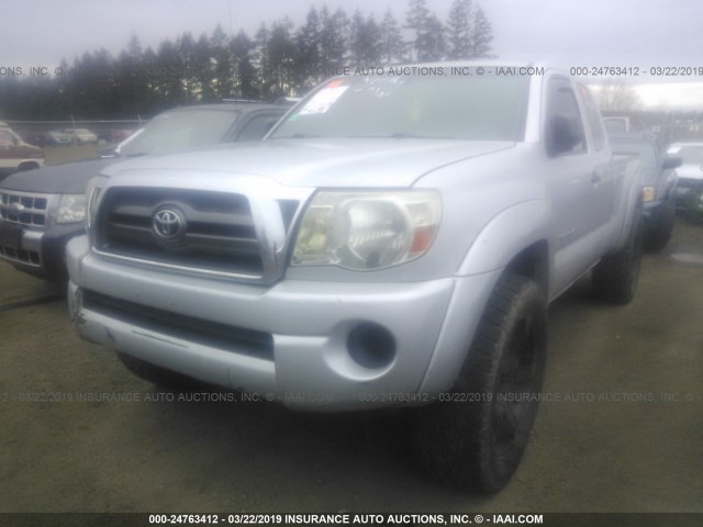 5TEUX4EN8AZ698383 - 2010 TOYOTA TACOMA ACCESS CAB ვერცხლისფერი ფოტო 2