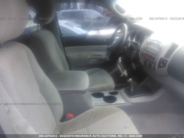 5TEUX4EN8AZ698383 - 2010 TOYOTA TACOMA ACCESS CAB ვერცხლისფერი ფოტო 5