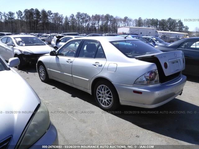 JTHBD192430067291 - 2003 LEXUS IS 300 SILVER photo 3