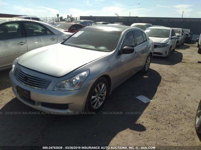 JNKCV61E89M012235 - 2009 INFINITI G37 JOURNEY/SPORT SILVER photo 2