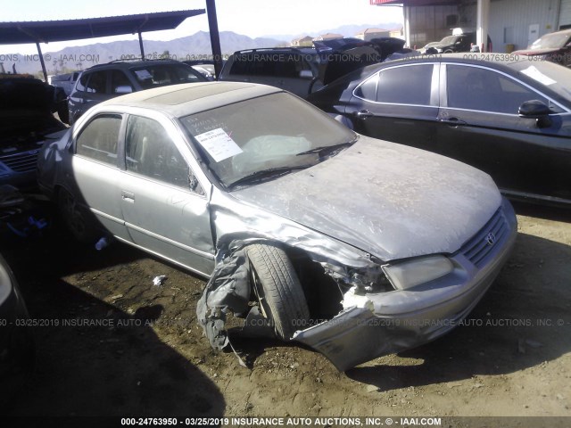 JT2BF28K9X0229546 - 1999 TOYOTA CAMRY LE/XLE 银色 照片 1