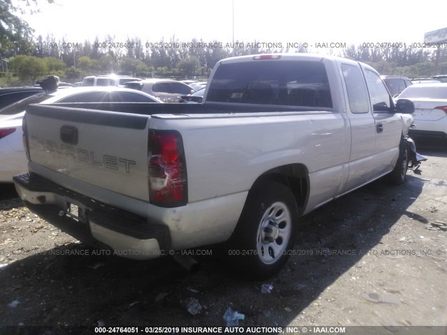 1GCEC19X05Z192042 - 2005 CHEVROLET SILVERADO C1500 GRAY photo 4