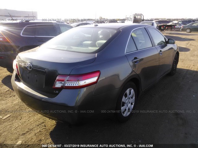 4T4BF3EK6AR018615 - 2010 TOYOTA CAMRY SE/LE/XLE GRAY photo 4