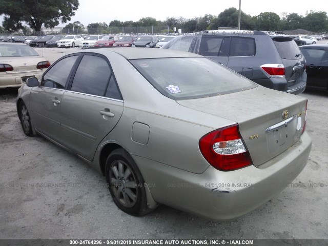 4T1BF30K93U542992 - 2003 TOYOTA CAMRY LE/XLE/SE BEIGE photo 3