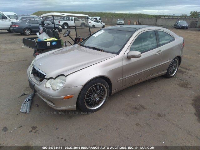 WDBRN64J94A600528 - 2004 MERCEDES-BENZ C 320 SPORT COUPE Champagne photo 2