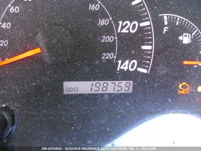 4T1BE32K65U589271 - 2005 TOYOTA CAMRY LE/XLE/SE WHITE photo 7