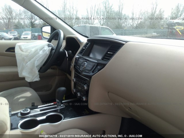 5N1DR2MM6HC624388 - 2017 NISSAN PATHFINDER S/SV/SL/PLATINUM BLUE photo 5