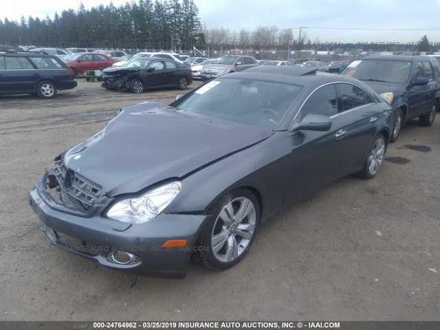 WDDDJ72X19A140833 - 2009 MERCEDES-BENZ CLS 550 GRAY photo 2