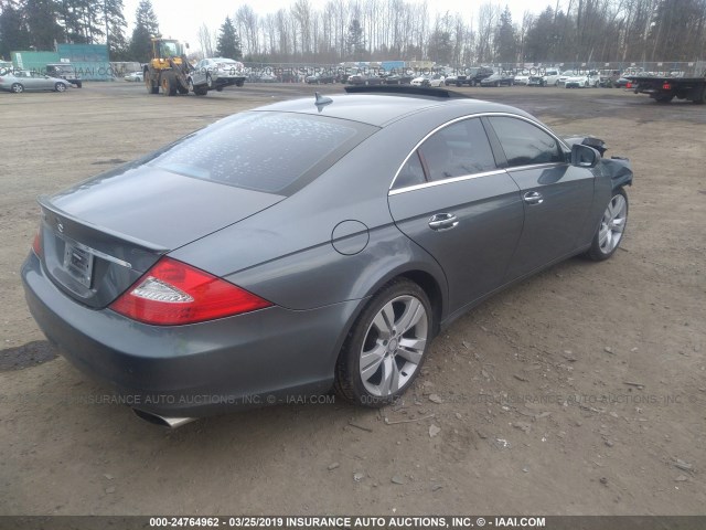 WDDDJ72X19A140833 - 2009 MERCEDES-BENZ CLS 550 GRAY photo 4