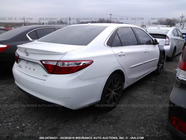 4T1BF1FK9GU267397 - 2016 TOYOTA CAMRY LE/XLE/SE/XSE WHITE photo 4