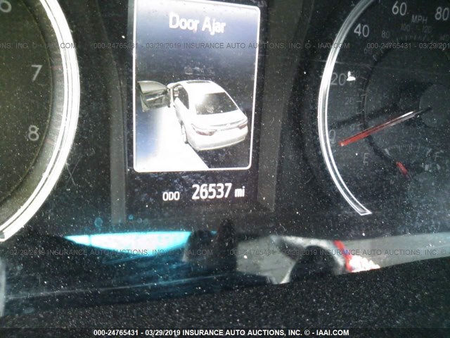 4T1BF1FK9GU267397 - 2016 TOYOTA CAMRY LE/XLE/SE/XSE WHITE photo 7