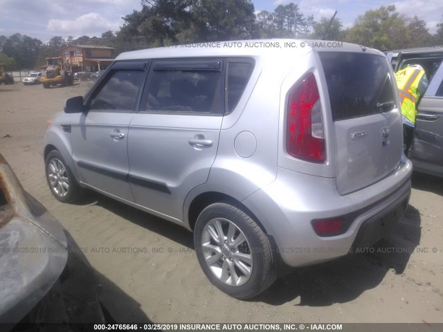 KNDJT2A67D7559214 - 2013 KIA SOUL +/!/SPORT SILVER photo 3