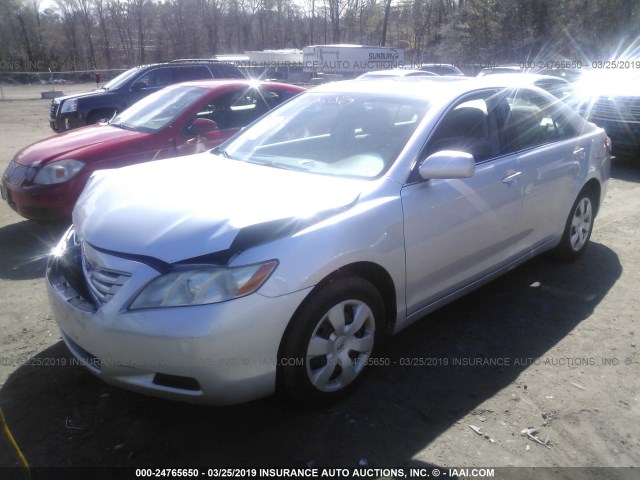 4T4BE46K08R035914 - 2008 TOYOTA CAMRY CE/LE/XLE/SE SILVER photo 2