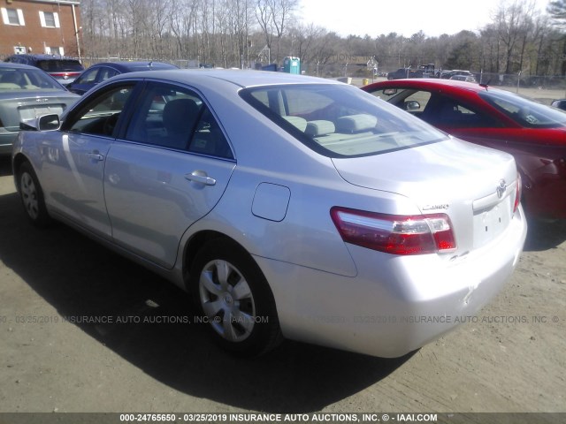 4T4BE46K08R035914 - 2008 TOYOTA CAMRY CE/LE/XLE/SE SILVER photo 3