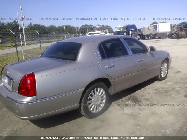 1LNHM81WX3Y695355 - 2003 LINCOLN TOWN CAR EXECUTIVE TAN photo 4