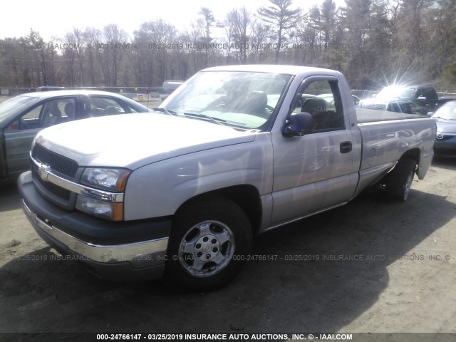 1GCEC14XX4Z140813 - 2004 CHEVROLET SILVERADO C1500 GRAY photo 2