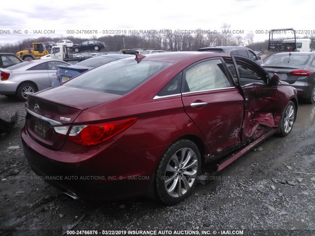 5NPEC4AC9DH573971 - 2013 HYUNDAI SONATA SE/LIMITED RED photo 4