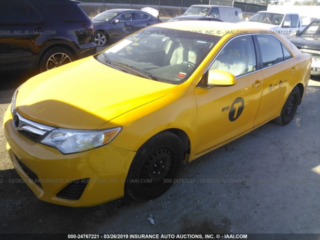 4T1BD1FK2EU124228 - 2014 TOYOTA CAMRY HYBRID/LE/XLE YELLOW photo 6