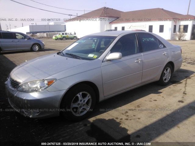 4T1BE32K76U736943 - 2006 TOYOTA CAMRY LE/XLE/SE SILVER photo 2