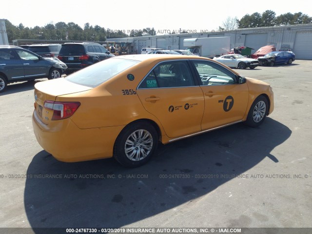 4T1BD1FK6CU037994 - 2012 TOYOTA CAMRY HYBRID/LE/XLE YELLOW photo 4