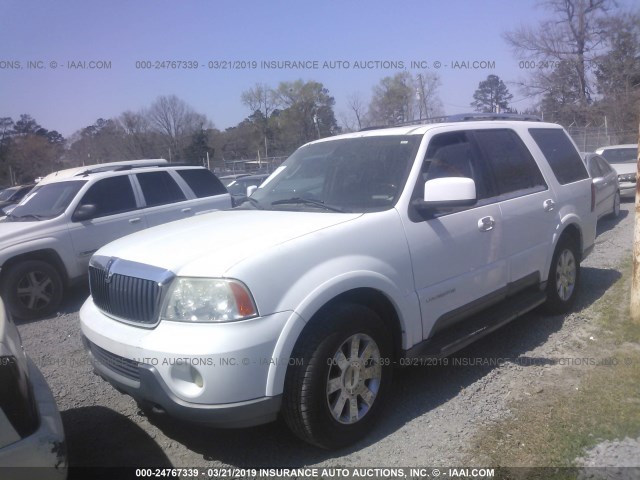 5LMFU27R53LJ40703 - 2003 LINCOLN NAVIGATOR WHITE photo 2