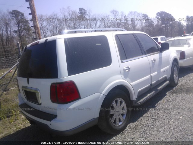 5LMFU27R53LJ40703 - 2003 LINCOLN NAVIGATOR WHITE photo 4