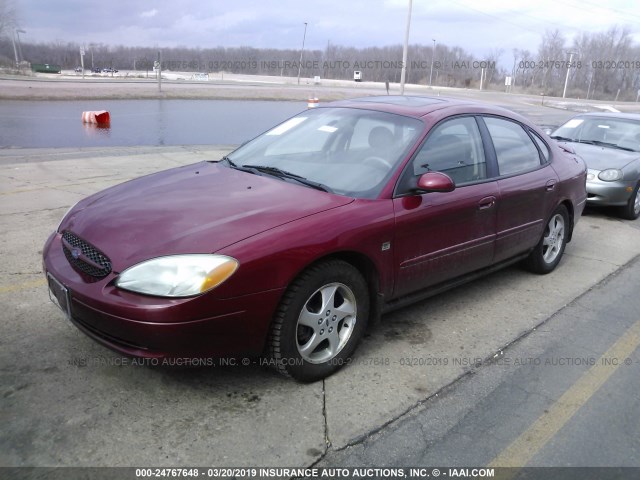 1FAHP55S52G200443 - 2002 FORD TAURUS SES RED photo 2