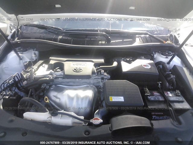 4T1BF1FK4GU188834 - 2016 TOYOTA CAMRY LE/XLE/SE/XSE WHITE photo 10
