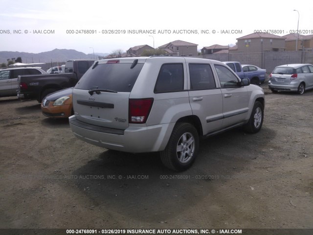 1J8HS48N27C700866 - 2007 JEEP GRAND CHEROKEE LAREDO/COLUMBIA/FREEDOM 银色 照片 4