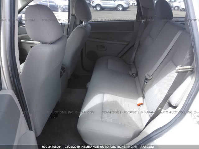1J8HS48N27C700866 - 2007 JEEP GRAND CHEROKEE LAREDO/COLUMBIA/FREEDOM 银色 照片 8