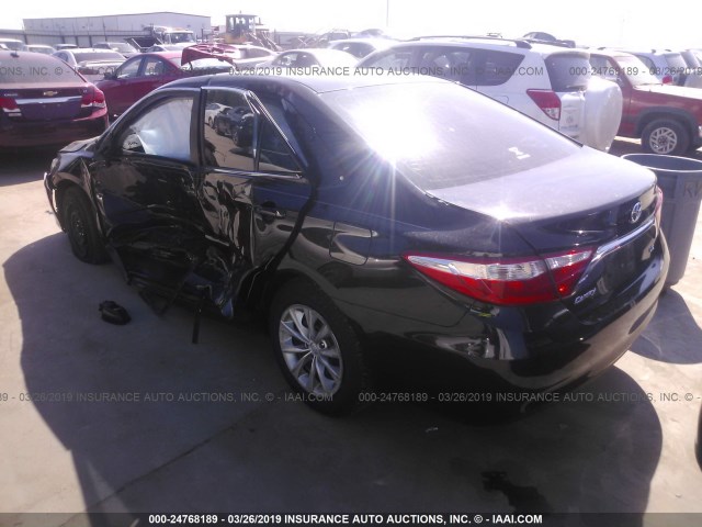 4T4BF1FK5FR456326 - 2015 TOYOTA CAMRY LE/XLE/SE/XSE BLACK photo 3