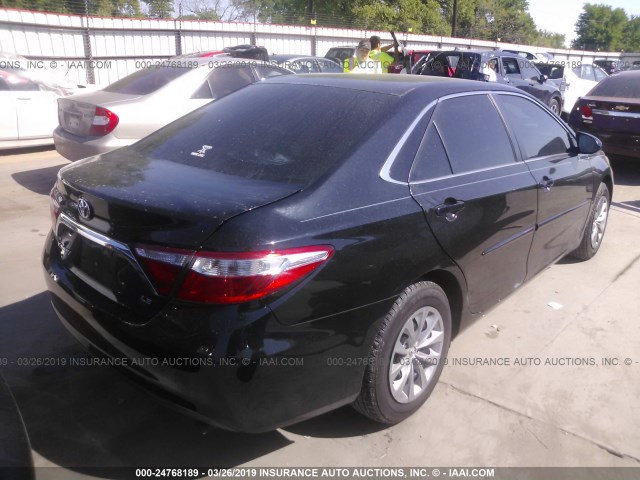 4T4BF1FK5FR456326 - 2015 TOYOTA CAMRY LE/XLE/SE/XSE BLACK photo 4