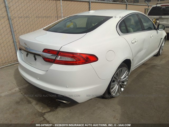 SAJWA0HB5CLS35057 - 2012 JAGUAR XF PORTFOLIO WHITE photo 4