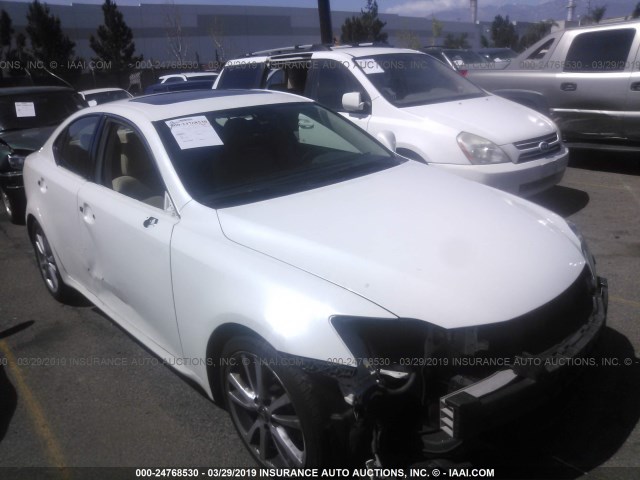 JTHBK262365011558 - 2006 LEXUS IS 250 WHITE photo 1