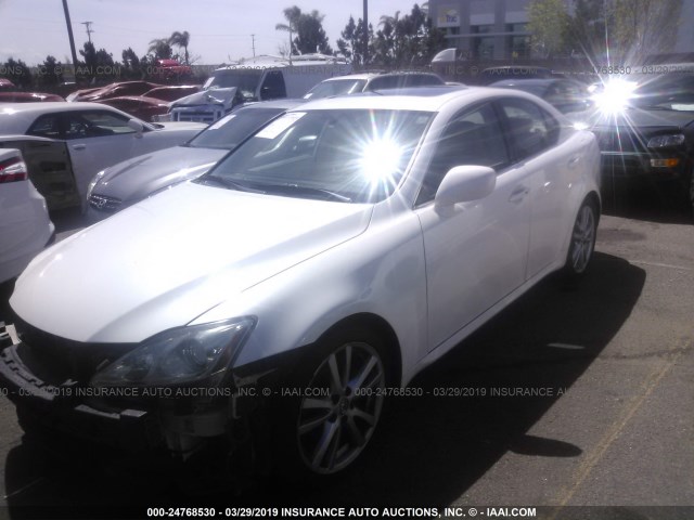 JTHBK262365011558 - 2006 LEXUS IS 250 WHITE photo 2