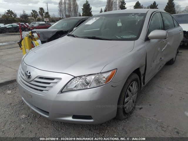4T1BE46K19U354489 - 2009 TOYOTA CAMRY SE/LE/XLE SILVER photo 2