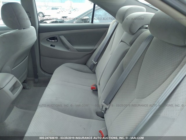 4T1BE46K19U354489 - 2009 TOYOTA CAMRY SE/LE/XLE SILVER photo 8