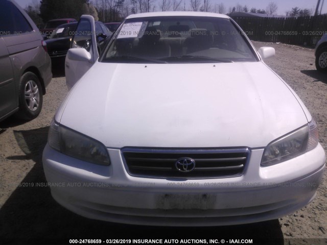 4T1BG22K6YU927955 - 2000 TOYOTA CAMRY CE/LE/XLE 白色 照片 6