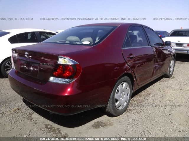 4T1BE32K05U022117 - 2005 TOYOTA CAMRY LE/XLE/SE RED photo 4