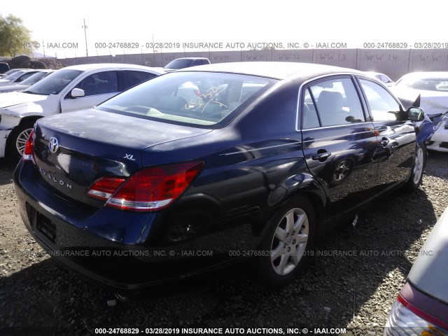 4T1BK36B05U015784 - 2005 TOYOTA AVALON XL/XLS/TOURING/LIMITED BLUE photo 4