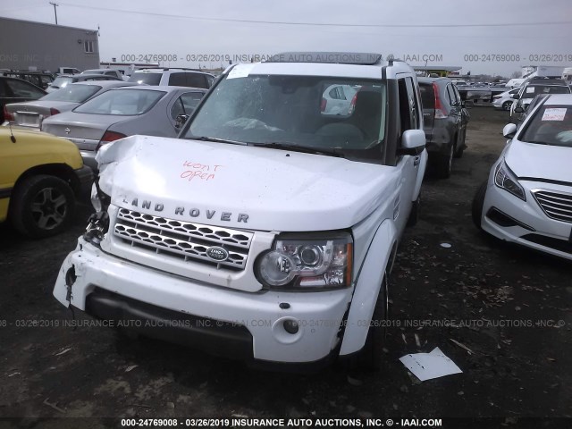 SALAK2D45CA640400 - 2012 LAND ROVER LR4 HSE LUXURY WHITE photo 2