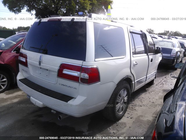 5LMFU27517LJ02050 - 2007 LINCOLN NAVIGATOR 白色 照片 4