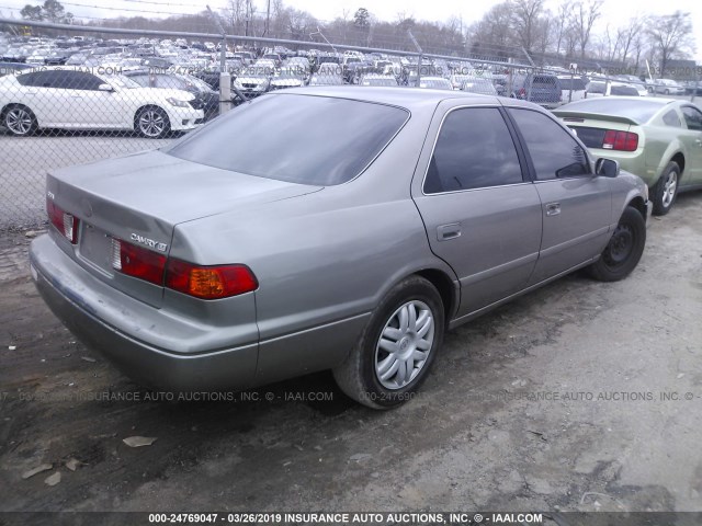 4T1BG22K11U104453 - 2001 TOYOTA CAMRY CE/LE/XLE 金色 照片 4
