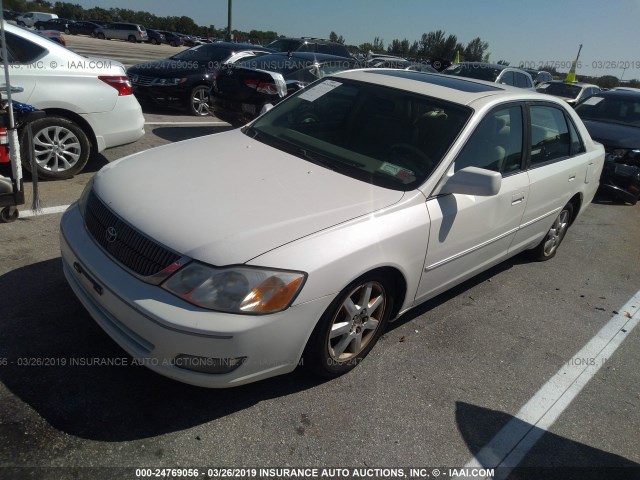 4T1BF28B41U126389 - 2001 TOYOTA AVALON XL/XLS WHITE photo 2