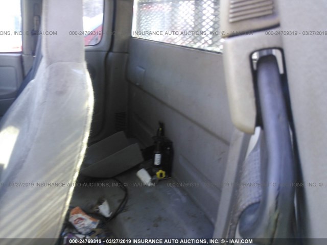 1GTCS198158137320 - 2005 GMC CANYON SILVER photo 8