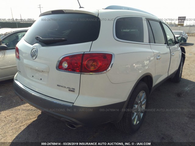 5GAKRCED7BJ412197 - 2011 BUICK ENCLAVE CXL WHITE photo 4