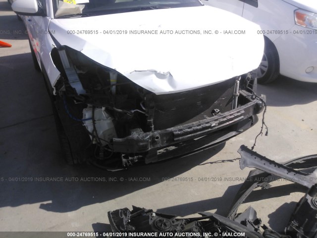 KM8J3CA4XGU180147 - 2016 HYUNDAI TUCSON LIMITED/SPORT AND ECO/SE WHITE photo 6