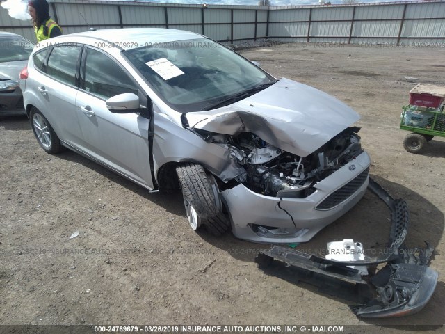 1FADP3K21JL217897 - 2018 FORD FOCUS SE SILVER photo 1