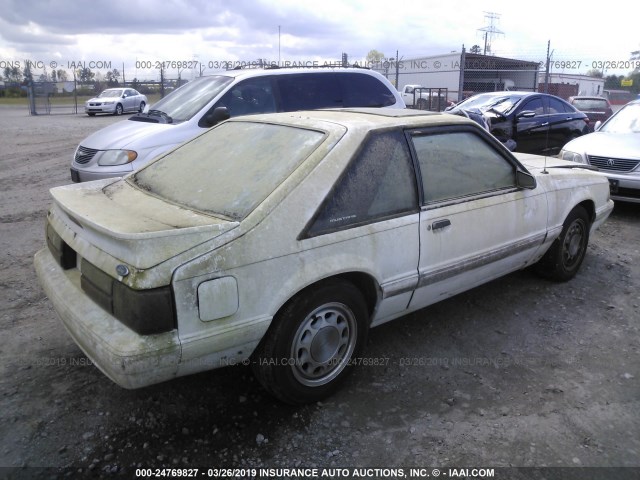 1FACP41M8PF171528 - 1993 FORD MUSTANG LX WHITE photo 4