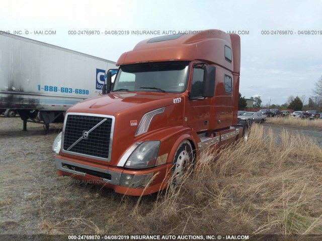 4V4NC9KK2BN534157 - 2011 VOLVO VN L Unknown photo 2